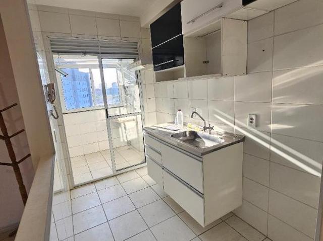 Apartamento para Aluguel com 3 quartos, 54 m² por R$ 3.000