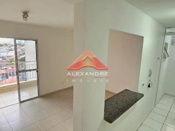 Apartamento para Aluguel com 3 quartos, 64 m² por R$ 3.000
