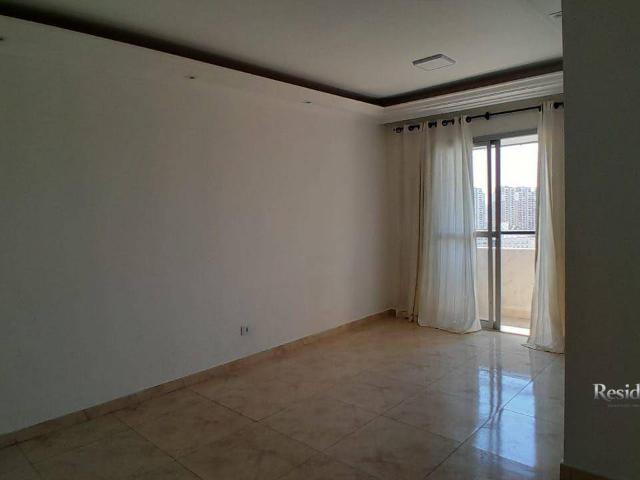Apartamento para Aluguel com 3 quartos, 70 m² por R$ 2.700