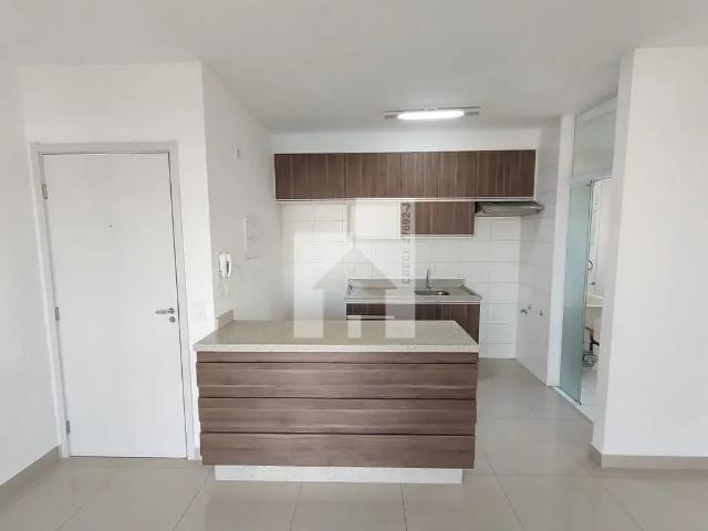 Apartamento para Aluguel com 3 quartos, 72 m² por R$ 3.300