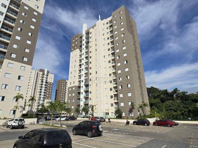 Apartamento para Aluguel com 3 quartos, 75 m² por R$ 2.500
