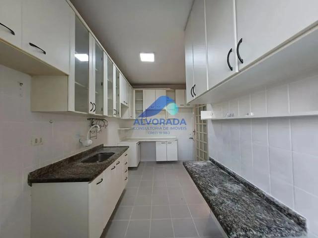 Apartamento para Aluguel com 3 quartos, 90 m² por R$ 3.500