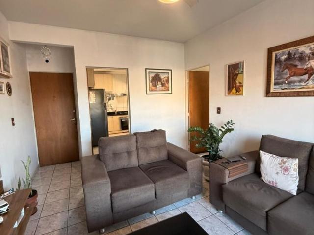 Apartamento para Aluguel com 3 quartos, 100 m² por R$ 2.800