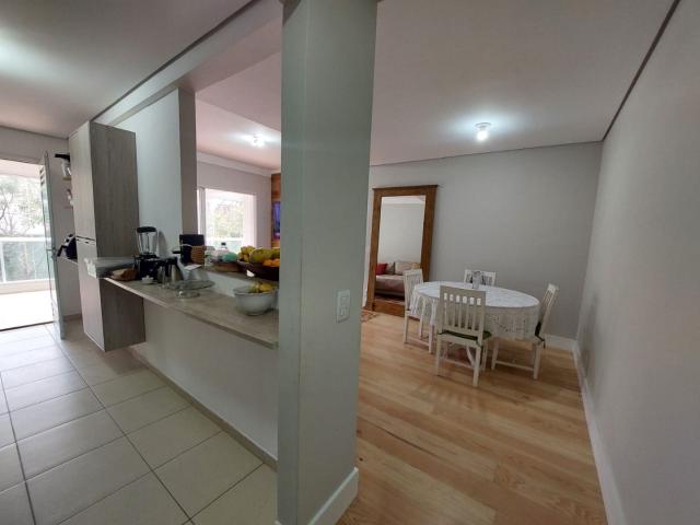 Apartamento para Aluguel com 3 quartos, 105 m² por R$ 5.320