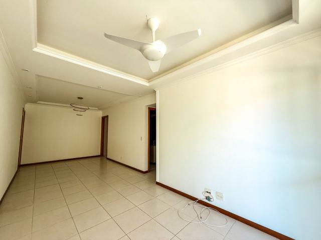 Apartamento para Aluguel com 3 quartos, 108 m² por R$ 5.500
