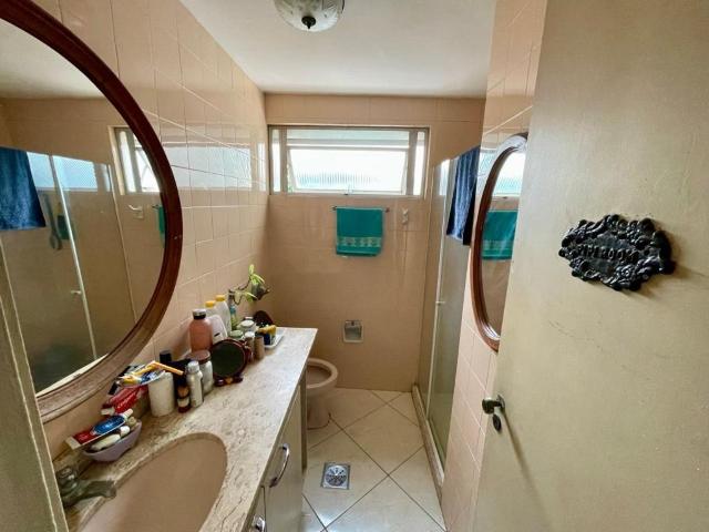 Apartamento para Aluguel com 3 quartos, 115 m² por R$ 3.200