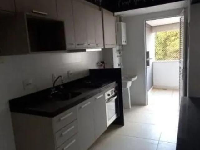 Apartamento para Aluguel com 3 quartos, 117 m² por R$ 3.000