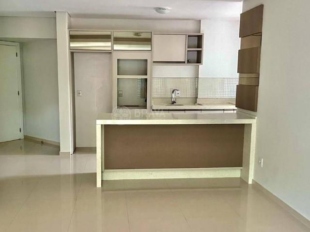 Apartamento para Aluguel com 3 quartos, 125 m² por R$ 6.500