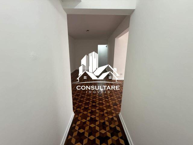 Apartamento para Aluguel com 3 quartos, 131 m² por R$ 3.600