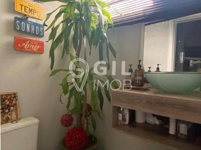 Apartamento para Aluguel com 3 quartos, 132 m² por R$ 3.900