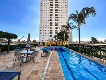 Apartamento para Aluguel com 3 quartos, 136 m² por R$ 6.600