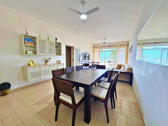 Apartamento para Aluguel com 3 quartos, 156 m² por R$ 5.300
