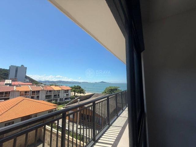 Apartamento para Aluguel com 3 quartos, 211 m² por R$ 24.000