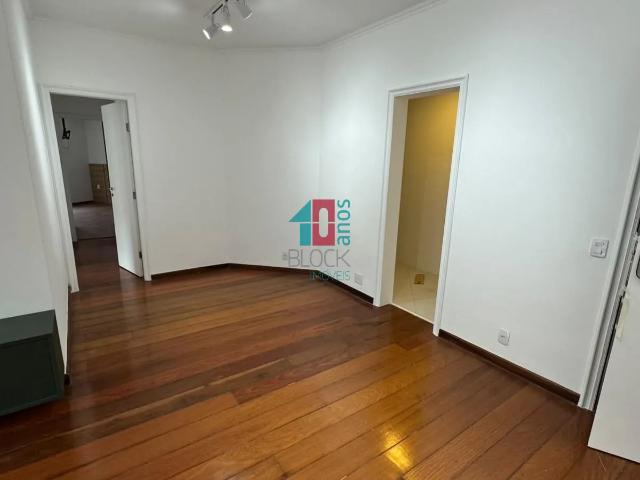 Apartamento para aluguel com 3 quartos em Barra da Tijuca com 130m²