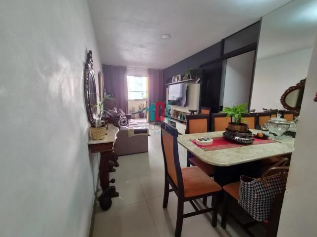 Apartamento para aluguel com 3 quartos em Recreio dos Bandeirantes com 82m²