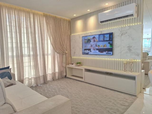 Apartamento para Aluguel com 3 quartos por R$ 10.000