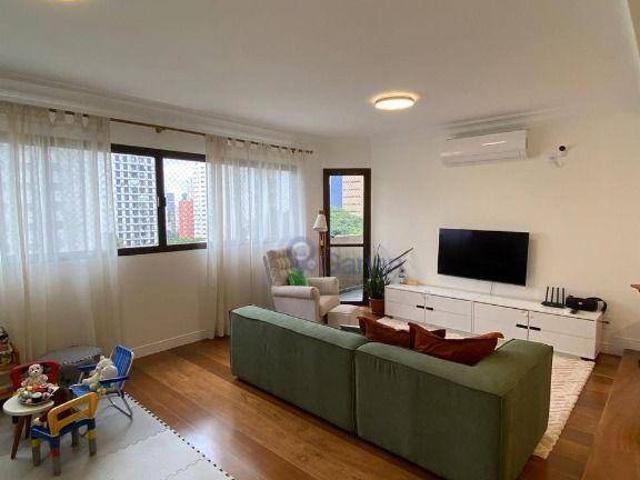Apartamento para Aluguel com 4 quartos, 175 m² por R$ 10.500