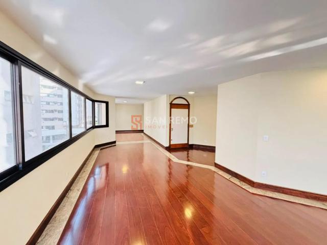 Apartamento para aluguel com 4 quartos, em Centro com 220 m²
