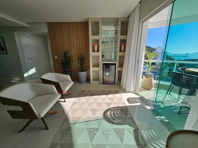 Apartamento para Aluguel com 5 quartos, 490 m² por R$ 21.000