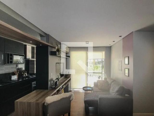 Apartamento para Aluguel Camaquã, 3 Quartos, 69 m² Porto Alegre