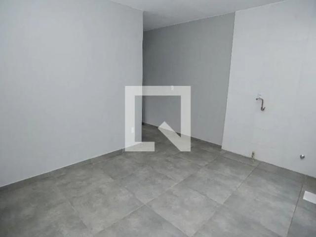 Apartamento para Aluguel Algarve MZ5, 1 Quarto, 36 m² Alvorada