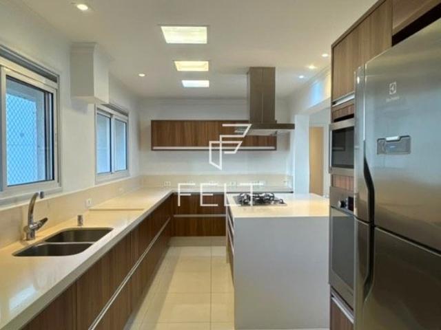 Apartamento para Aluguel em Edifício Essência Alphaville, Barueri, SP