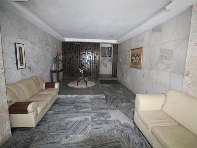 Apartamento para Aluguel no bairro Mucuripe