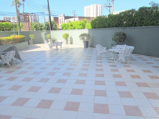 Apartamento para Aluguel no bairro Meireles