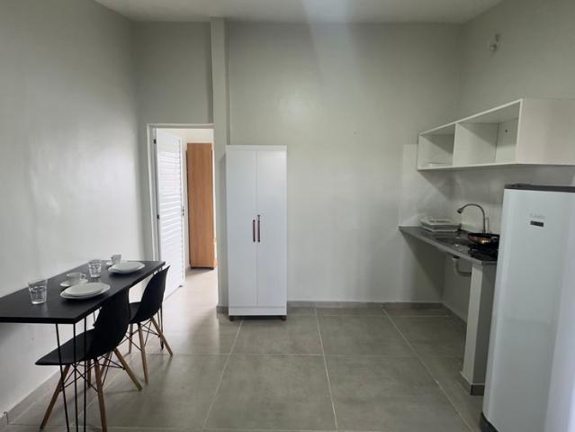 Apartamento para Aluguel no bairro Cidade dos funcionarios
