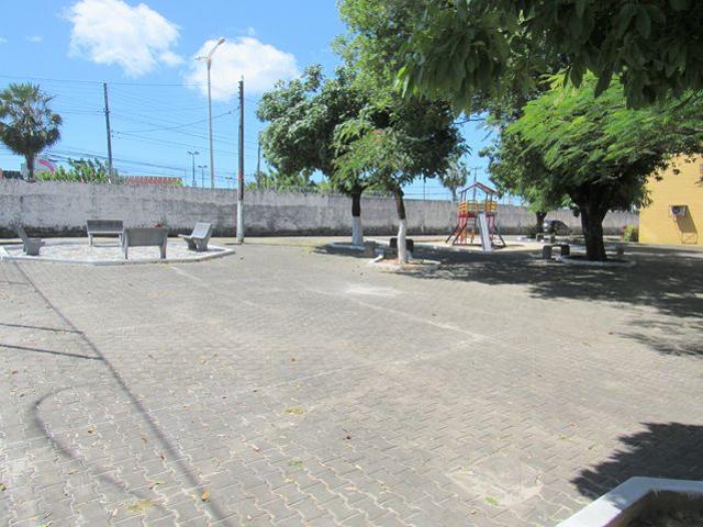 Apartamento para Aluguel no bairro Itaperi