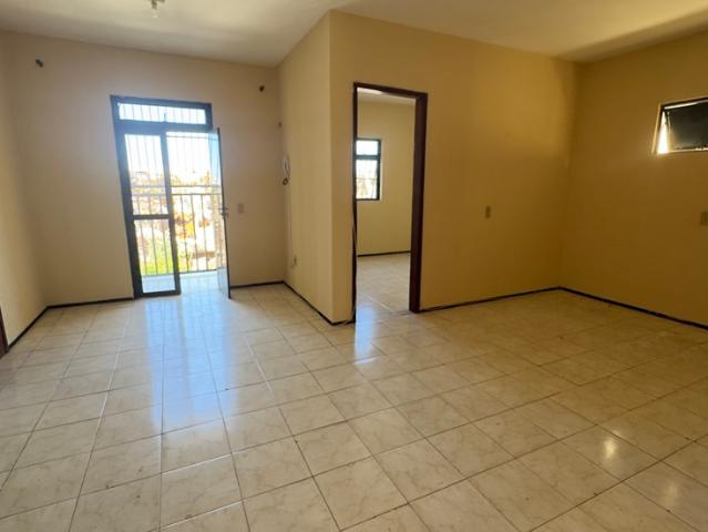 Apartamento para Aluguel no bairro Jacarecanga