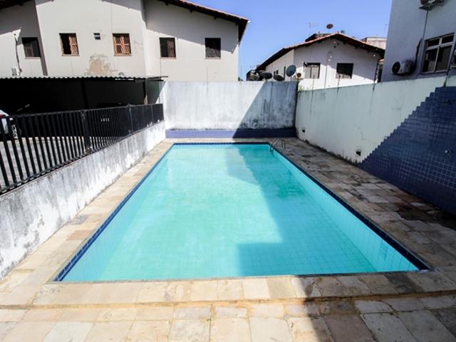 Apartamento para Aluguel no bairro Parreao