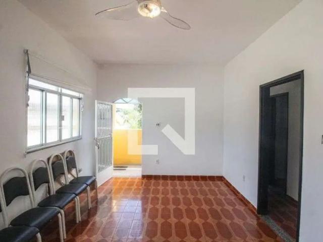 Apartamento para Aluguel São Bernardo, 2 Quartos, 100 m² Belford Roxo