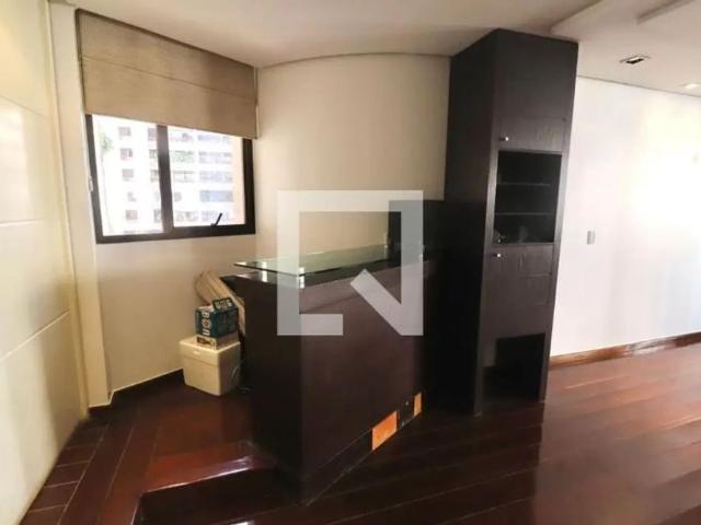 Apartamento para Aluguel Setor Bueno, 4 Quartos, 242 m² Goiânia