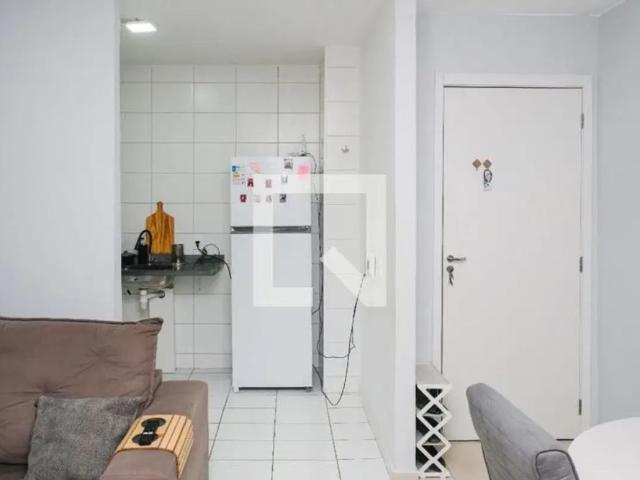 Apartamento para Aluguel Sítio Novo Oriente, 2 Quartos, 49 m² Nova Iguaçu