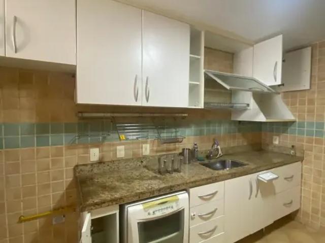 Apartamento para aluguel tem 137 metros quadrados com 3 quartos