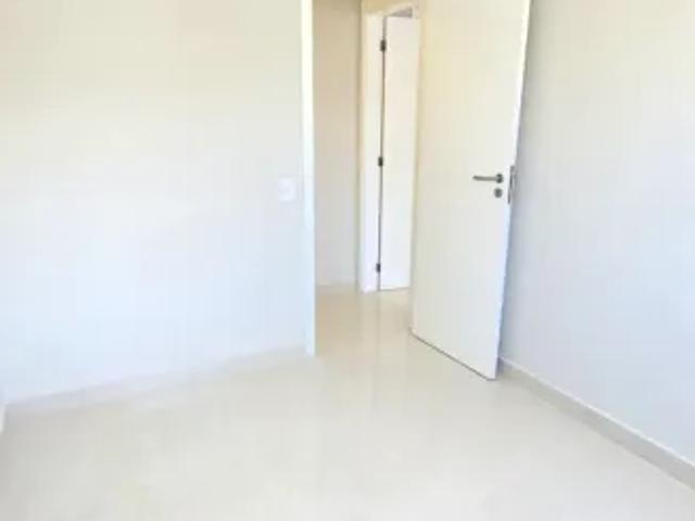 Apartamento para aluguel tem 54 metros quadrados com 2 quartos