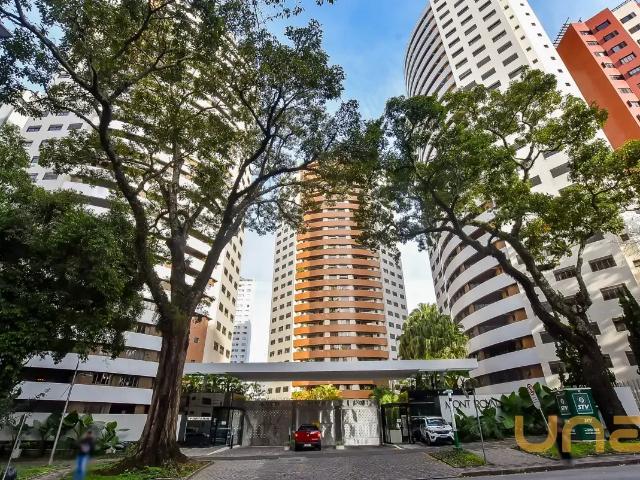 Apartamento para alugar 2 quartos, 193 m² em Água Verde, Curitiba Edificio Mont Royal Residence