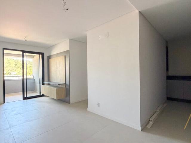 Apartamento para alugar – 2 quartos sendo 1 suíte – Saco Grande | Florianópolis/SC