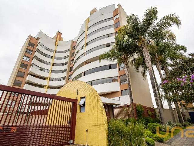 Apartamento para alugar 3 quartos, 129 m² em Água Verde, Curitiba Edifício Dona Luzia