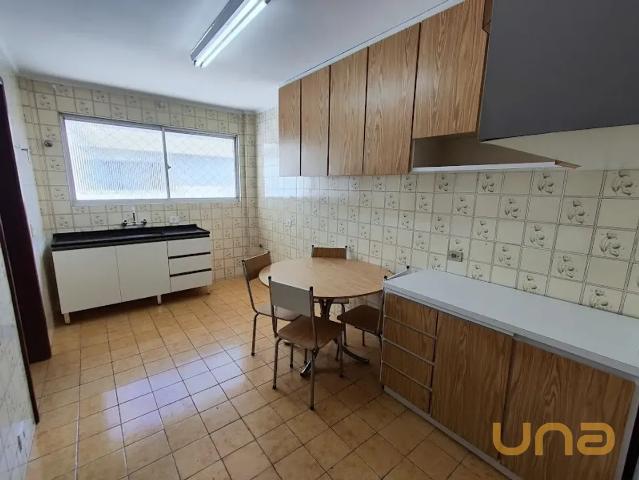 Apartamento para alugar 3 quartos, 95 m² em Agua Verde, Curitiba Edifício John Kennedy