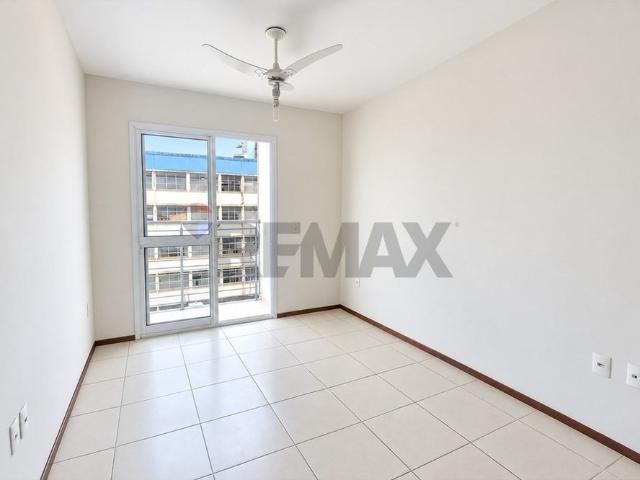 Apartamento para alugar central com sacada e churrasqueira