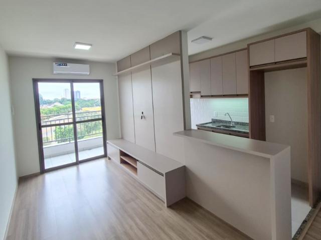 Apartamento para alugar com 3 quartos no Aurora, Londrina/PR