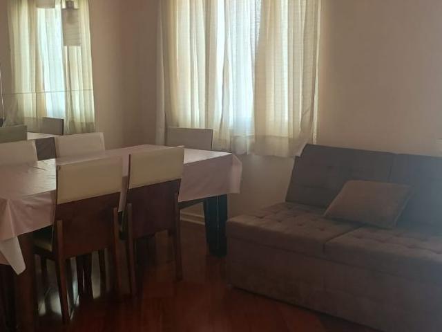 Apartamento para alugar com 3 quartos e 110 m² por R$ 5.000/mês