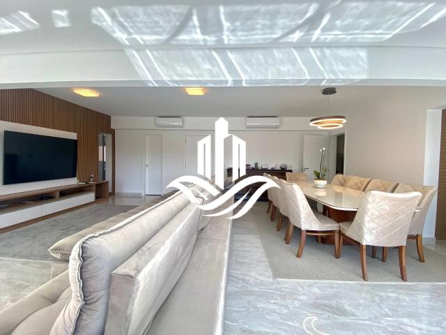 Apartamento para alugar com 3 quartos e 181 m² por R$ 16.000/mês