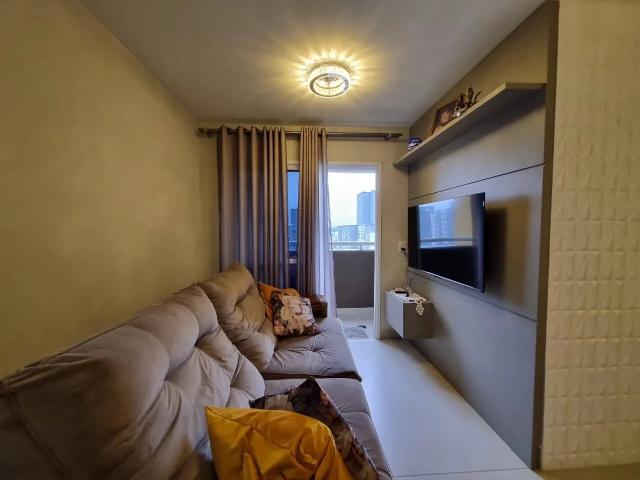 Apartamento para alugar com 3 quartos e 69 m² por R$ 2.500/mês