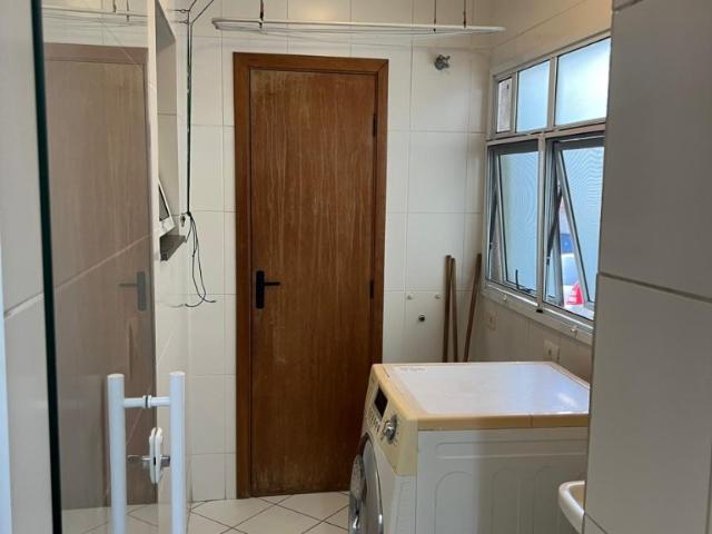 Apartamento para alugar com 3 quartos e 87 m² de área total por R$ 4.250/mês