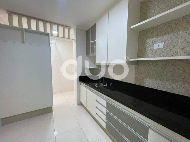 Apartamento para alugar com 3 quartos e 87 m² por R$ 2.600/mês