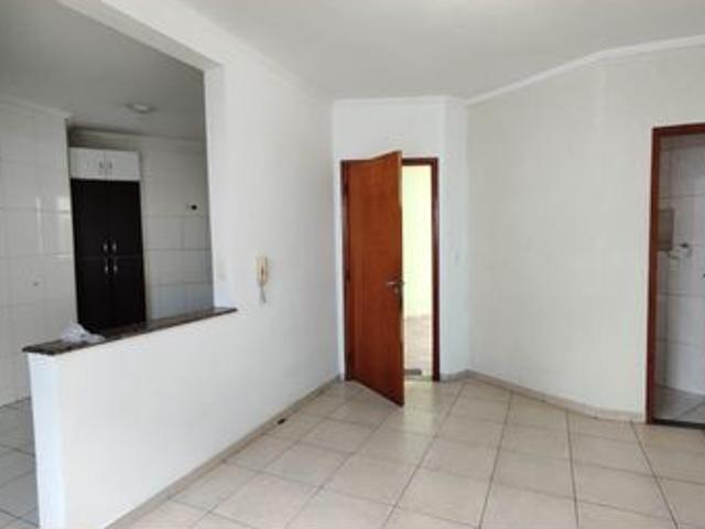 Casa de condomínio para alugar com 170m², 3 quartos e 2 vagas