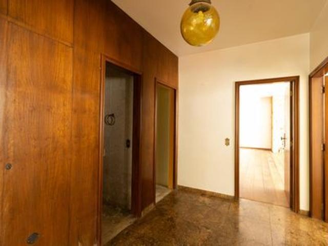 Casa para alugar com 472m², 6 quartos e 6 vagas
